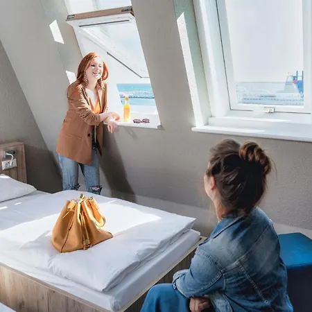 Отель Wirotel Warnemuende *