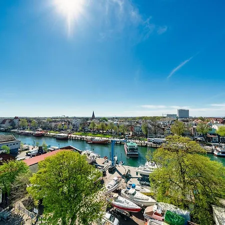 Отель Wirotel Warnemuende Росток